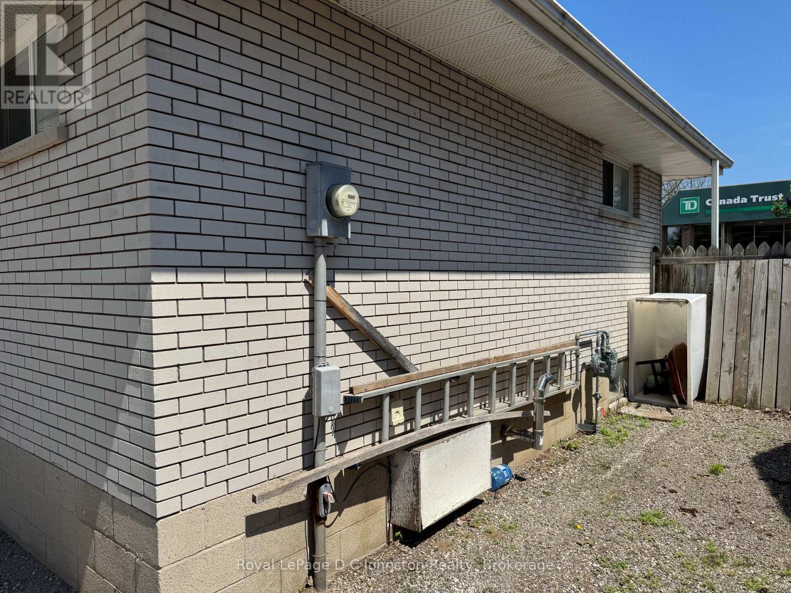 722 Goderich Street, Saugeen Shores, Ontario  N0H 2C0 - Photo 4 - X13173268