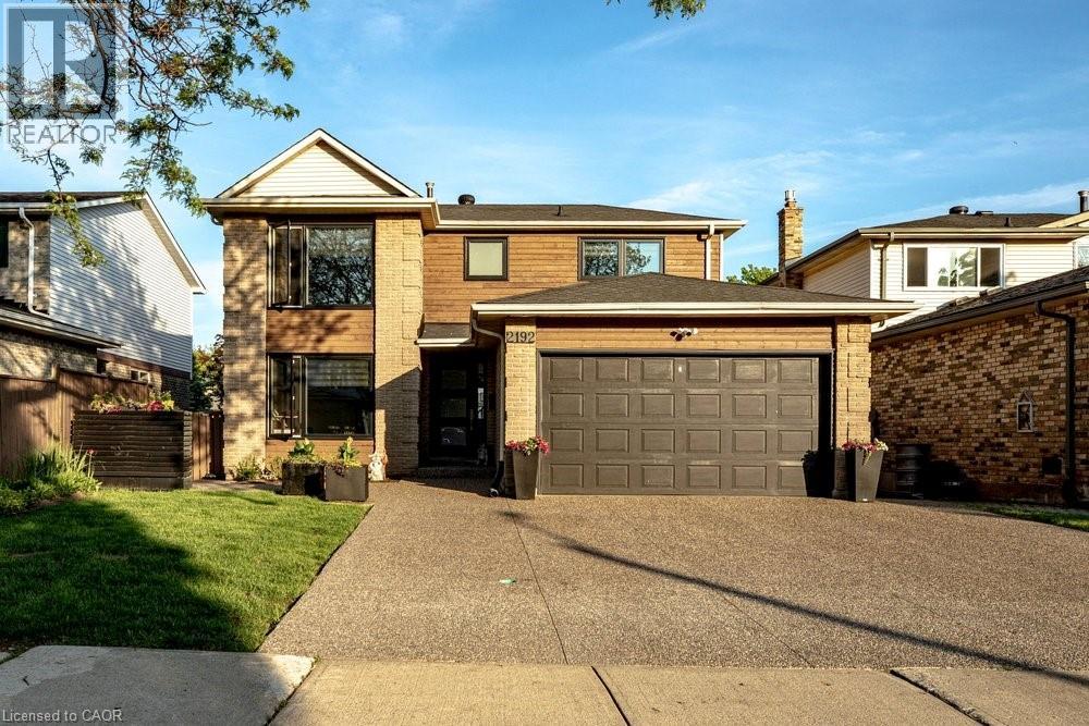 2192 MELISSA Crescent, Burlington, Ontario
