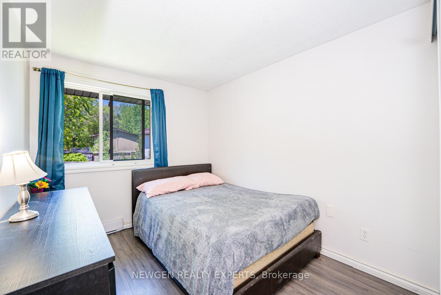 10 Hollyhedge Court, Brampton, Ontario  L6S 1R5 - Photo 28 - W13173284