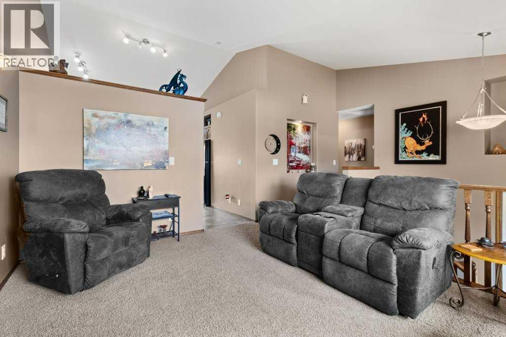 179 Issard Close, Red Deer, Alberta  T4R 0C2 - Photo 7 - A2314203