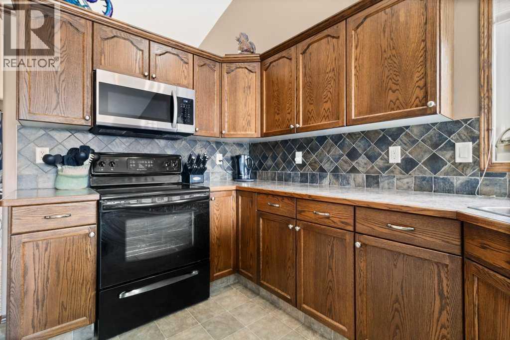 179 Issard Close, Red Deer, Alberta  T4R 0C2 - Photo 9 - A2314203