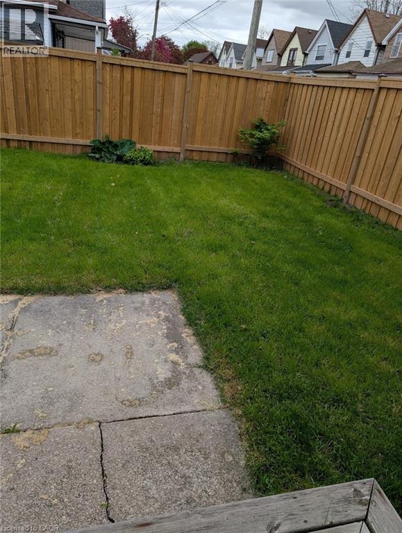174 London Street N, Hamilton, Ontario  L8H 4C2 - Photo 4 - 40830211