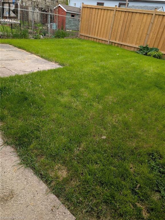 174 London Street N, Hamilton, Ontario  L8H 4C2 - Photo 5 - 40830211
