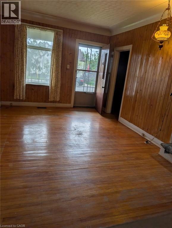 174 London Street N, Hamilton, Ontario  L8H 4C2 - Photo 9 - 40830211