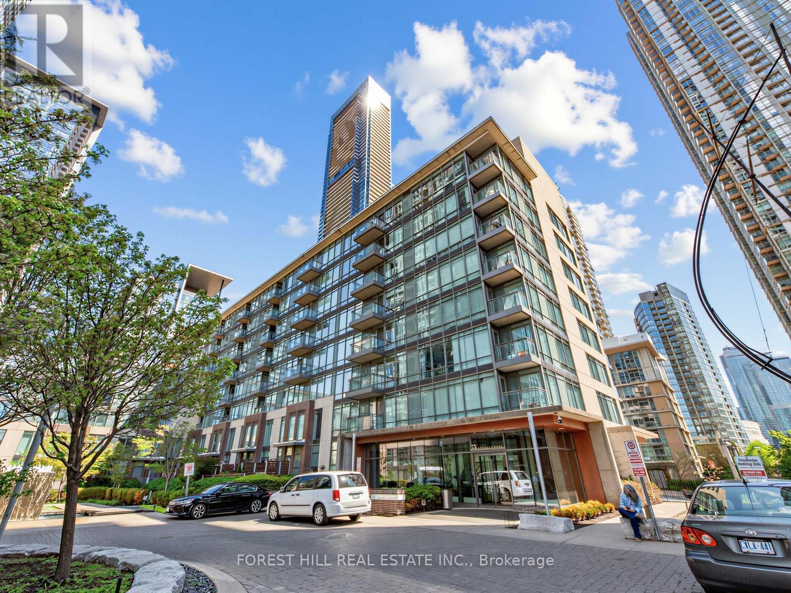 919 - 15 BRUNEL COURT, Toronto, Ontario