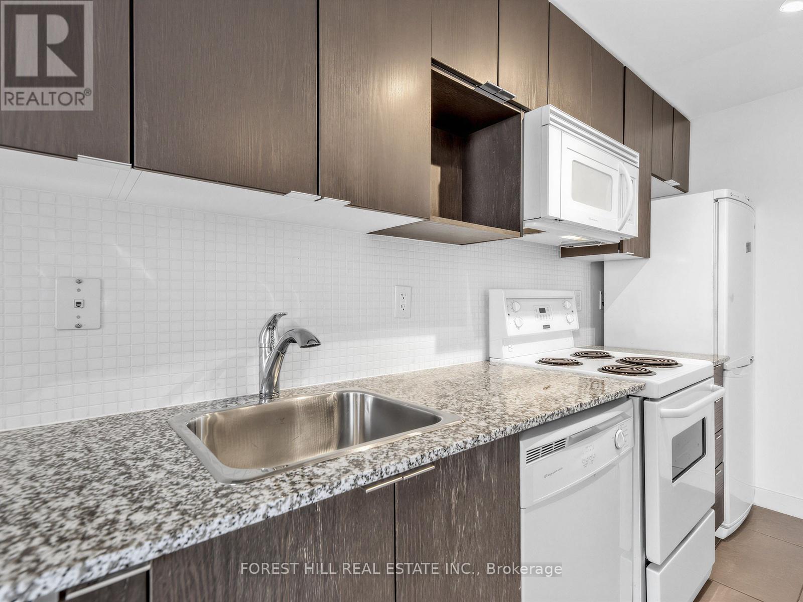 919 - 15 Brunel Court, Toronto, Ontario  M5V 3Y6 - Photo 15 - C13170188