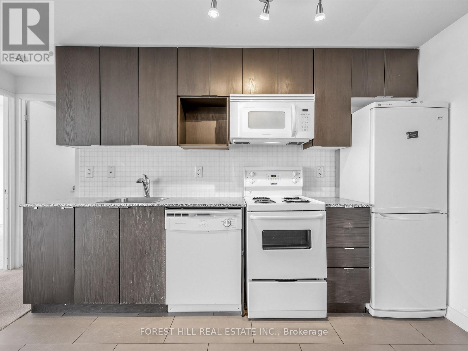 919 - 15 Brunel Court, Toronto, Ontario  M5V 3Y6 - Photo 18 - C13170188