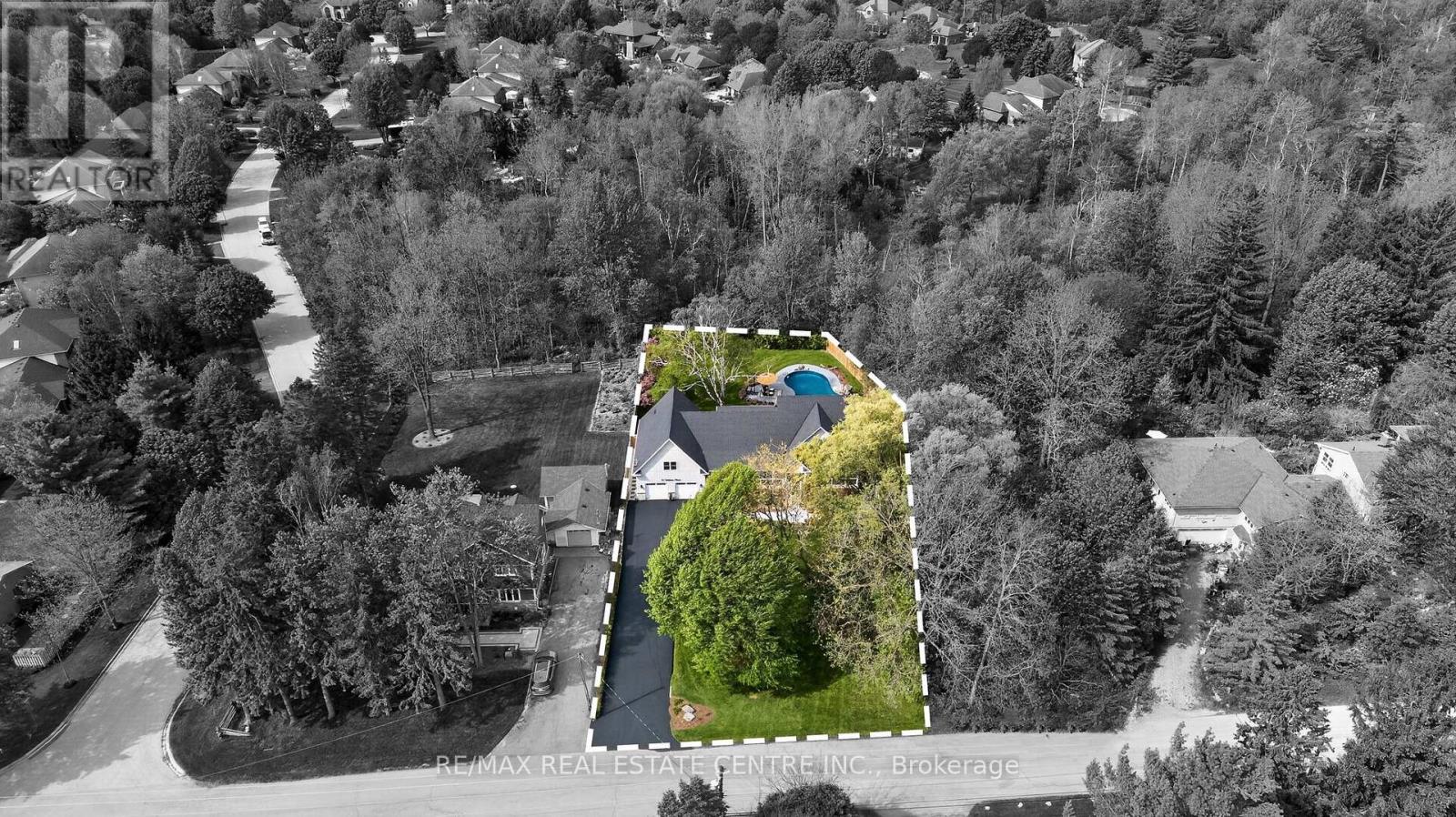 17 William Street, Hamilton, Ontario  L0R 1H2 - Photo 3 - X13168608