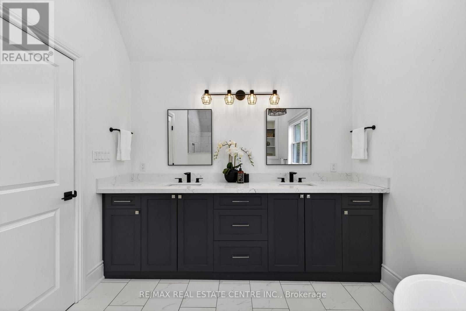 17 William Street, Hamilton, Ontario  L0R 1H2 - Photo 31 - X13168608