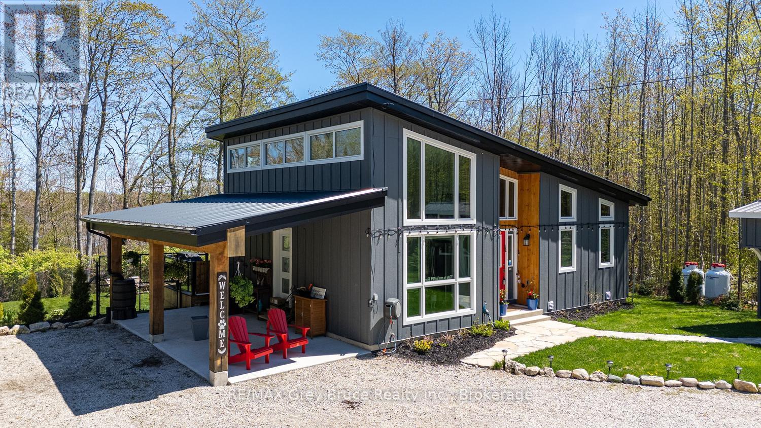 78 Maple Drive, Northern Bruce Peninsula, Ontario  N0H 1Z0 - Photo 2 - X12942618
