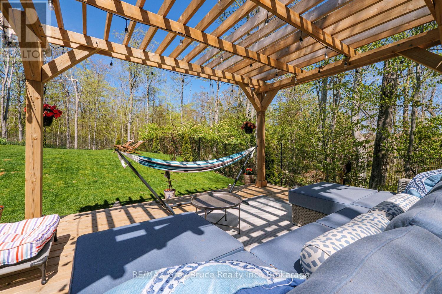 78 Maple Drive, Northern Bruce Peninsula, Ontario  N0H 1Z0 - Photo 37 - X12942618