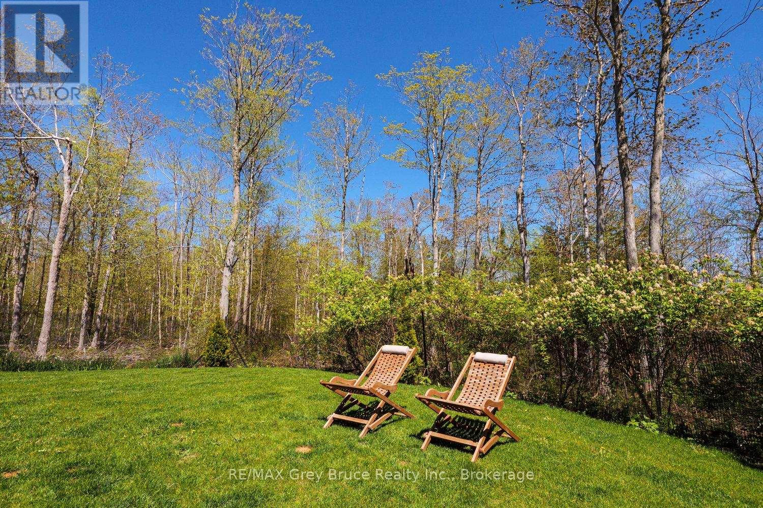 78 Maple Drive, Northern Bruce Peninsula, Ontario  N0H 1Z0 - Photo 40 - X12942618