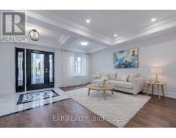 44 TOWER DRIVE, Toronto, Ontario