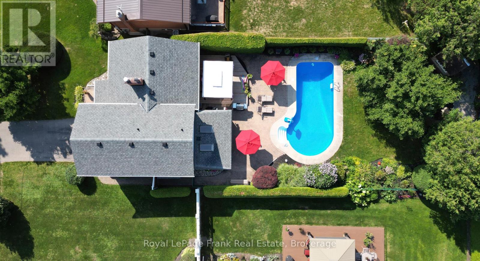 524 Centre Street N, Whitby, Ontario L1N 4T6 - Photo 3 - E13173316