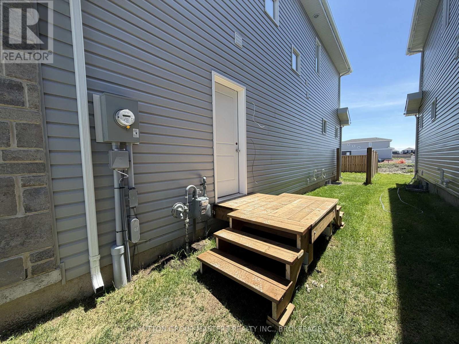 229 Superior Drive, Loyalist (Amherstview), Ontario  K7N 0E9 - Photo 38 - X13173434