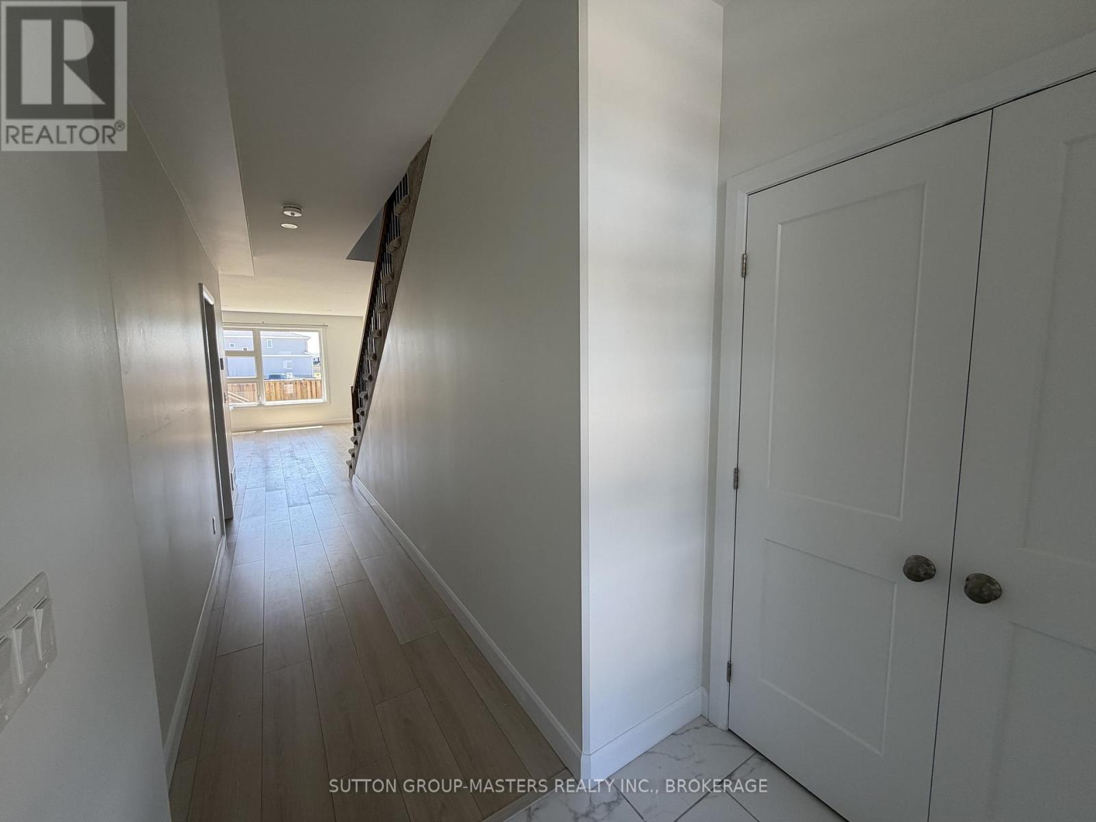 229 Superior Drive, Loyalist (Amherstview), Ontario  K7N 0E9 - Photo 4 - X13173434