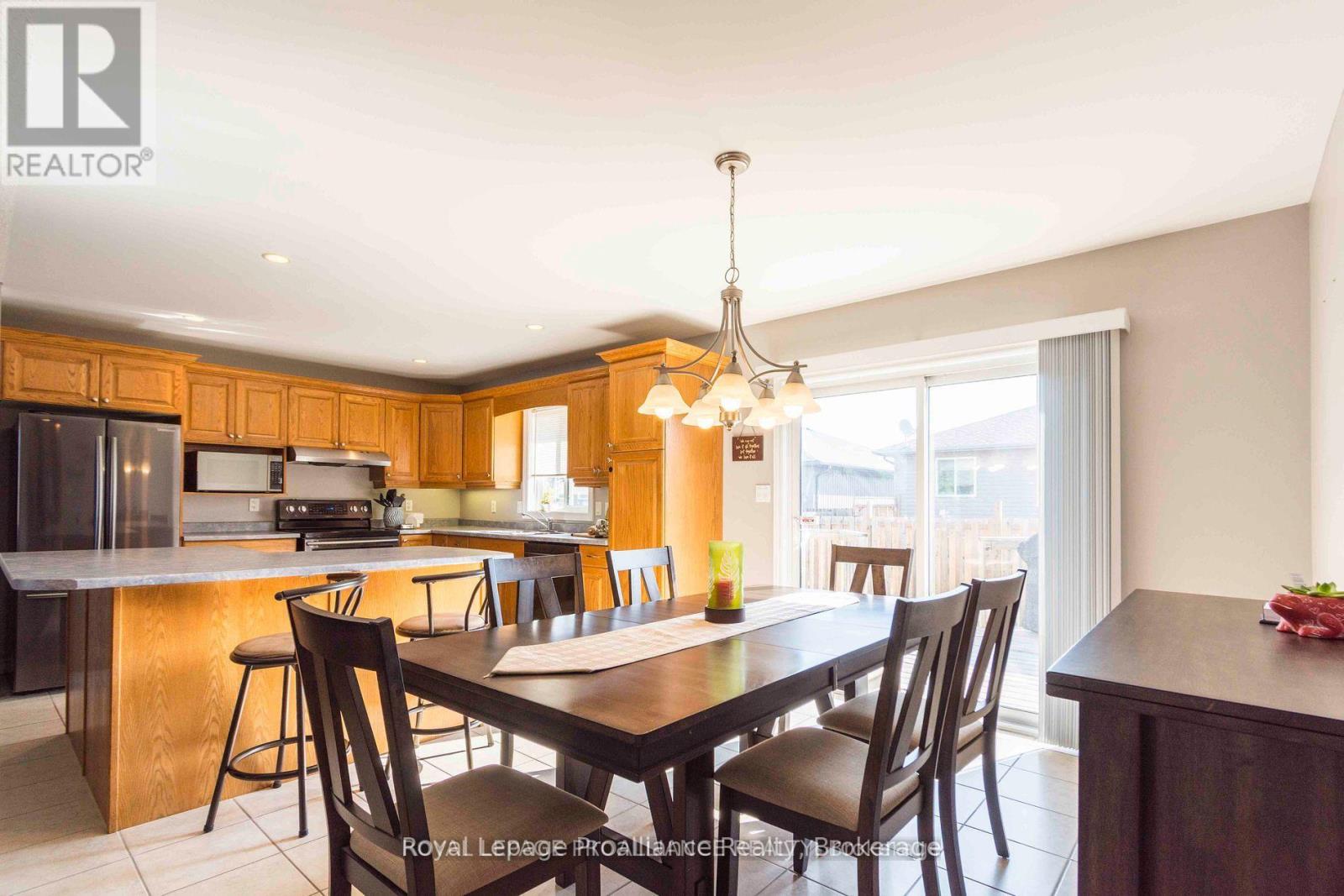 35 Forest Valley Drive, Quinte West, Ontario  K0K 2C0 - Photo 12 - X13173410