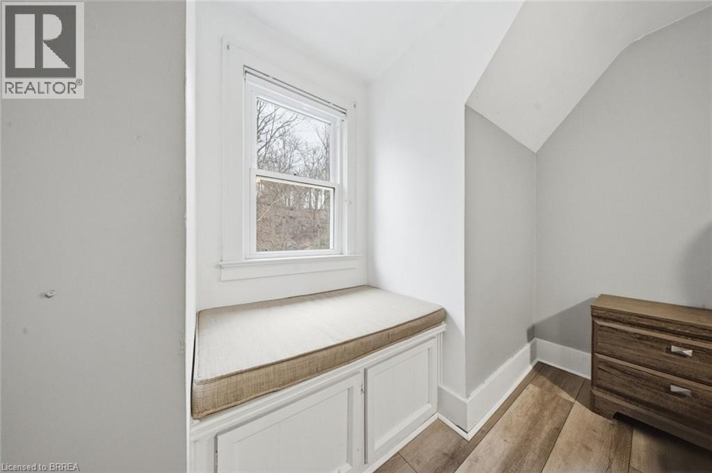 7 Barry Drive, Brantford, Ontario  N3T 1W1 - Photo 15 - 40833287