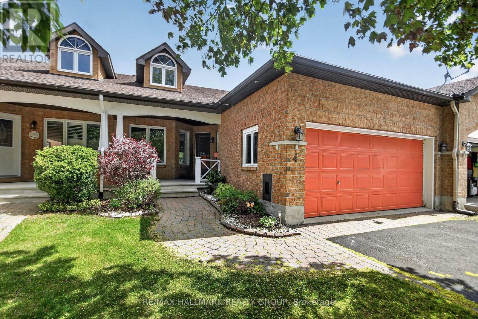 4 PEREGRINE CRESCENT, Ottawa, Ontario