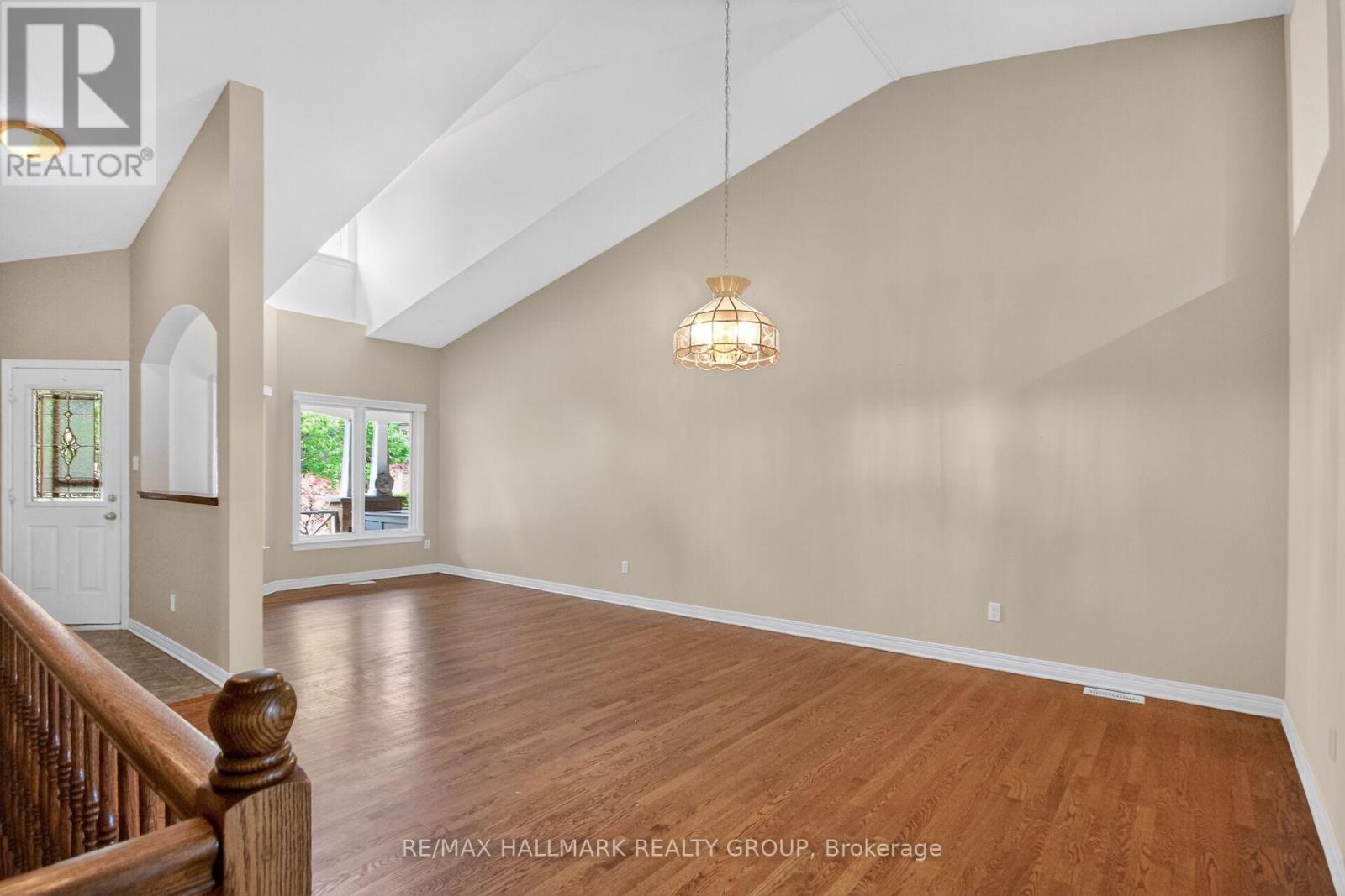 4 Peregrine Crescent, Ottawa, Ontario K2M 2T3 - Photo 5 - X13173386