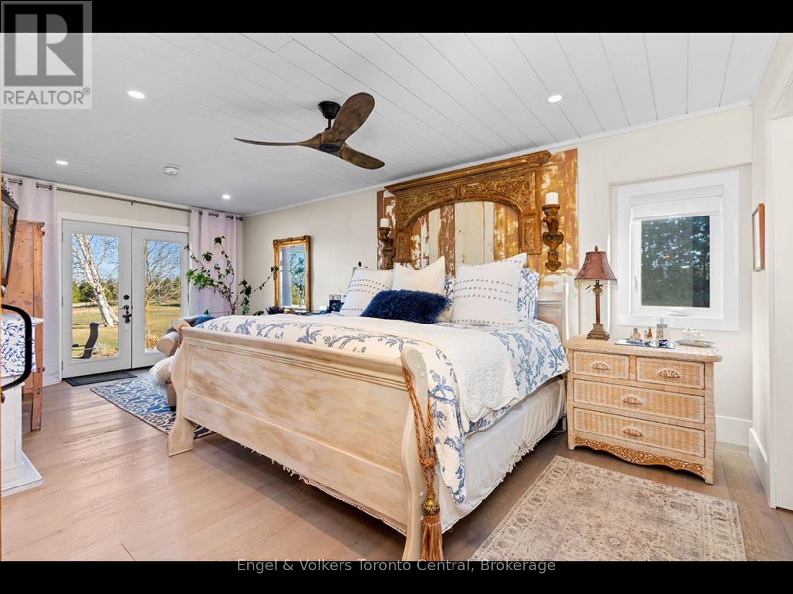 9263 91 County Road, Clearview, Ontario  L0M 1H0 - Photo 17 - S12745154