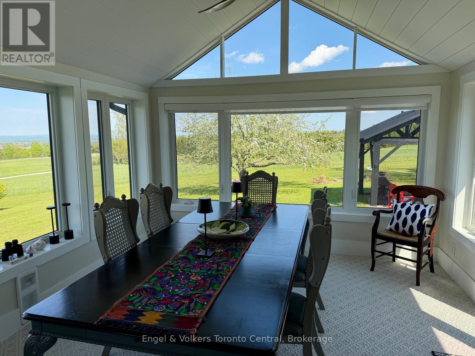 9263 91 County Road, Clearview, Ontario  L0M 1H0 - Photo 15 - S12745154