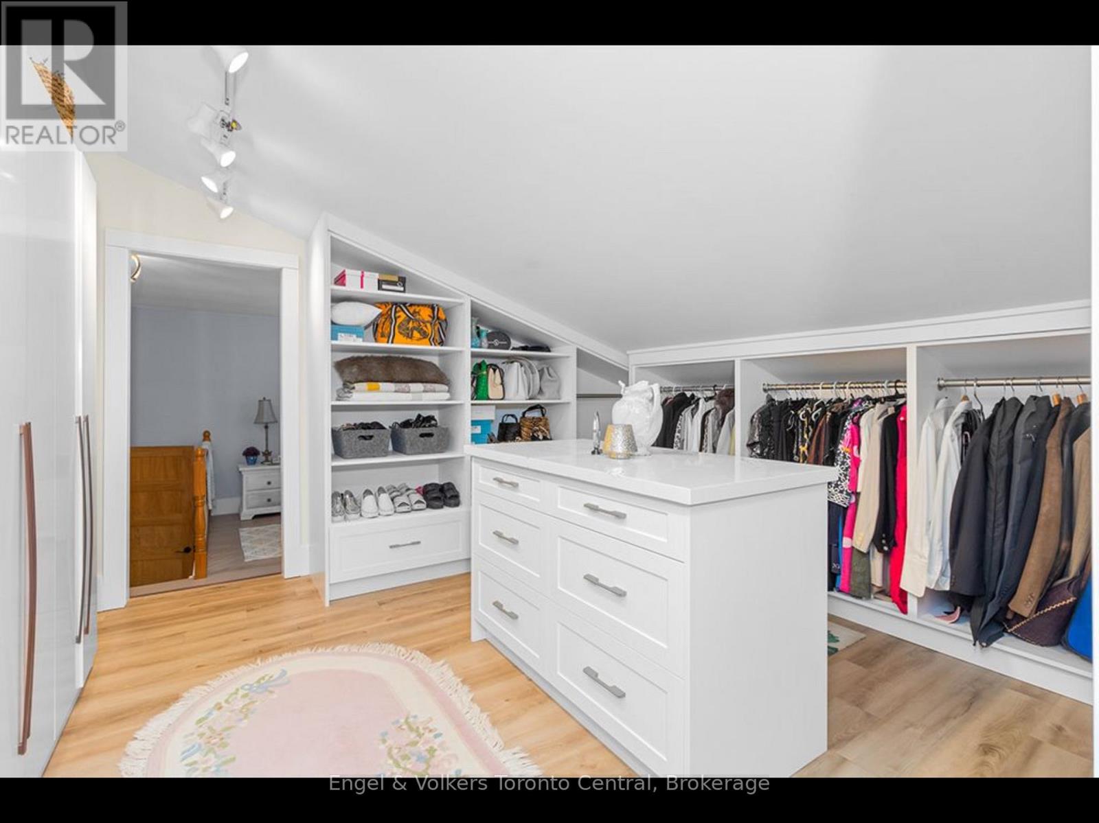 9263 91 County Road, Clearview, Ontario  L0M 1H0 - Photo 22 - S12745154