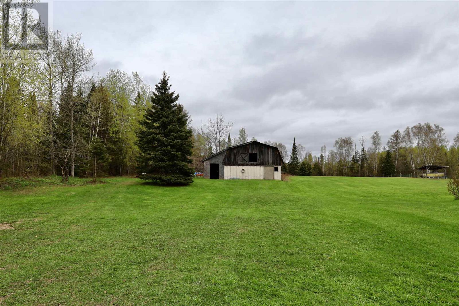 438 Pineshores Rd, Goulais River, Ontario P0S 1E0 - Photo 2 - SM261171