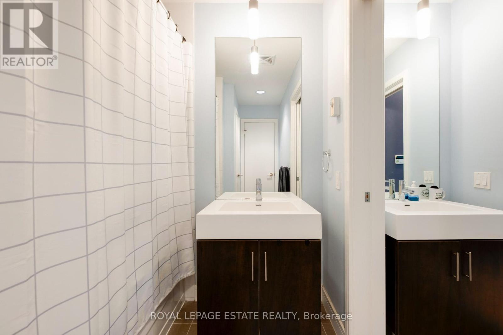 S711 - 112 George Street, Toronto, Ontario  M5A 2M5 - Photo 17 - C13173326
