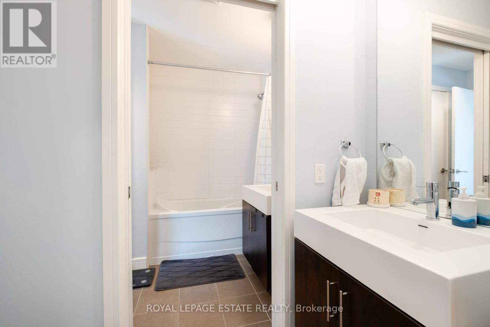 S711 - 112 George Street, Toronto, Ontario  M5A 2M5 - Photo 18 - C13173326