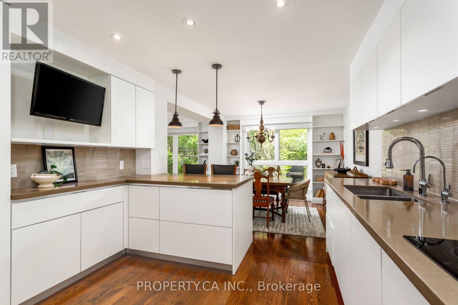 32 Crimson Millway, Toronto, Ontario  M2L 1T6 - Photo 11 - C13173376