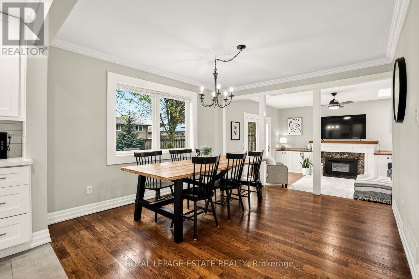16 Elkwood Drive, Toronto, Ontario  M1C 2C1 - Photo 15 - E13173322