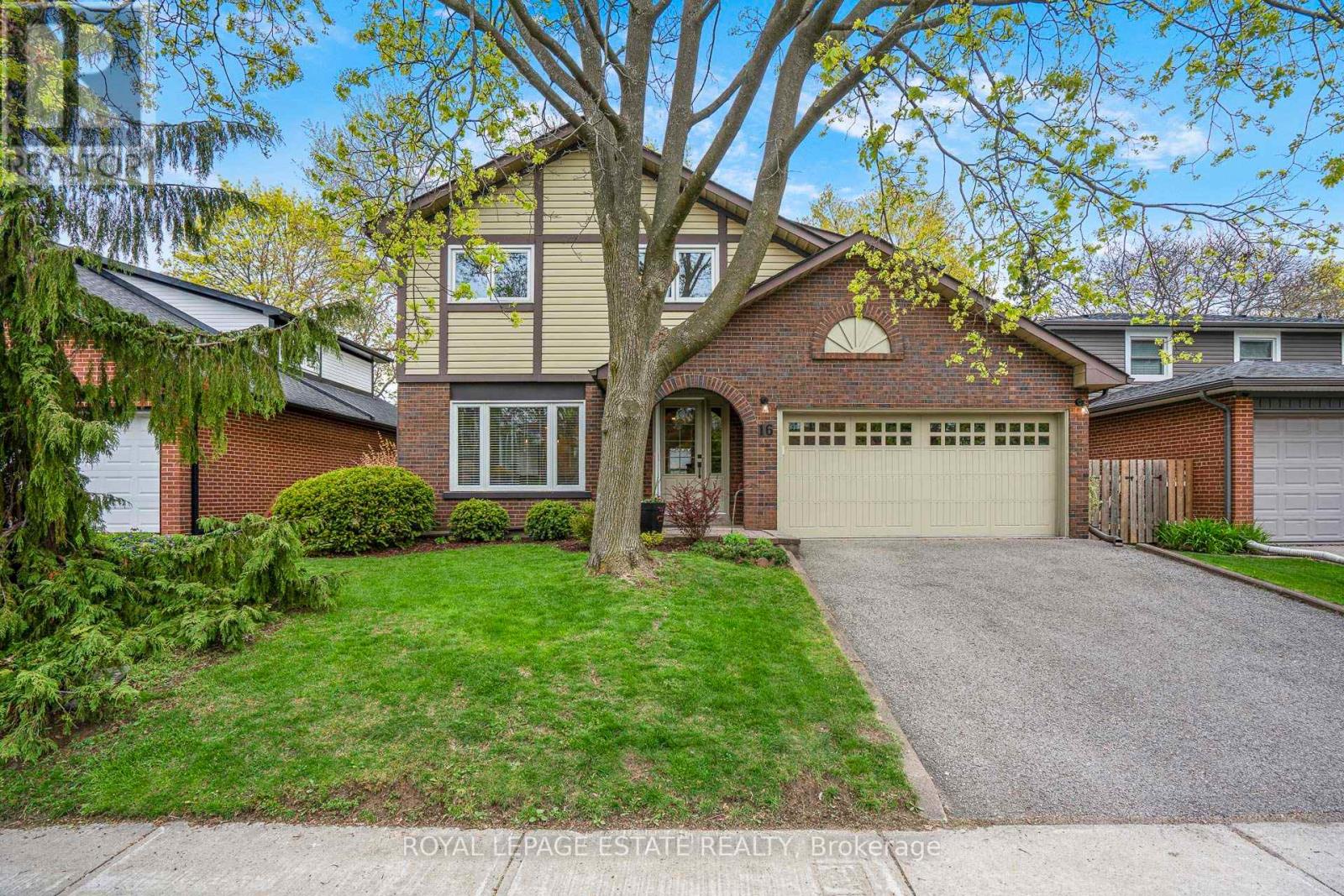 16 Elkwood Drive, Toronto, Ontario  M1C 2C1 - Photo 2 - E13173322