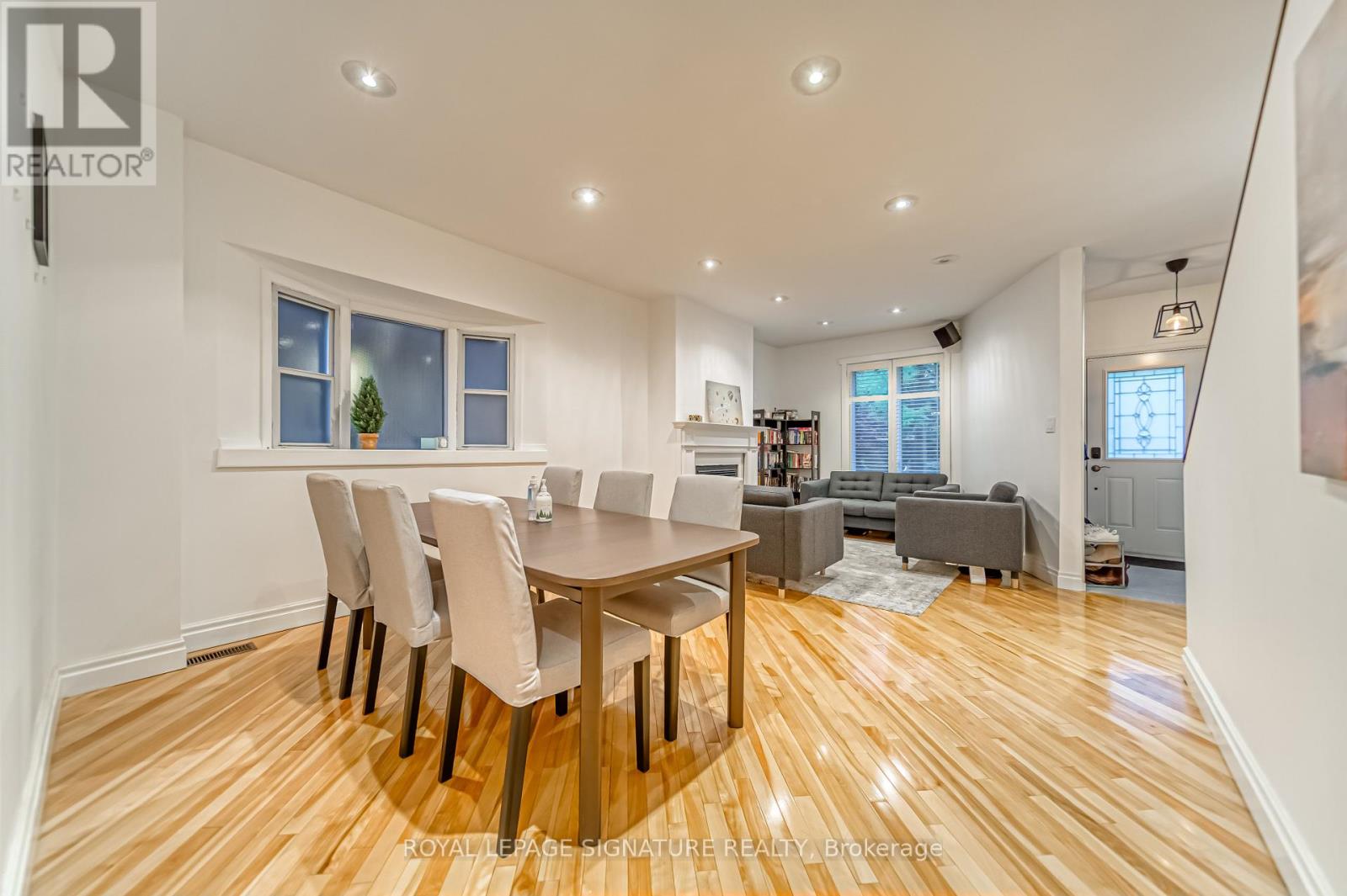 15 Galt Avenue, Toronto, Ontario  M4M 2Z2 - Photo 10 - E13173388