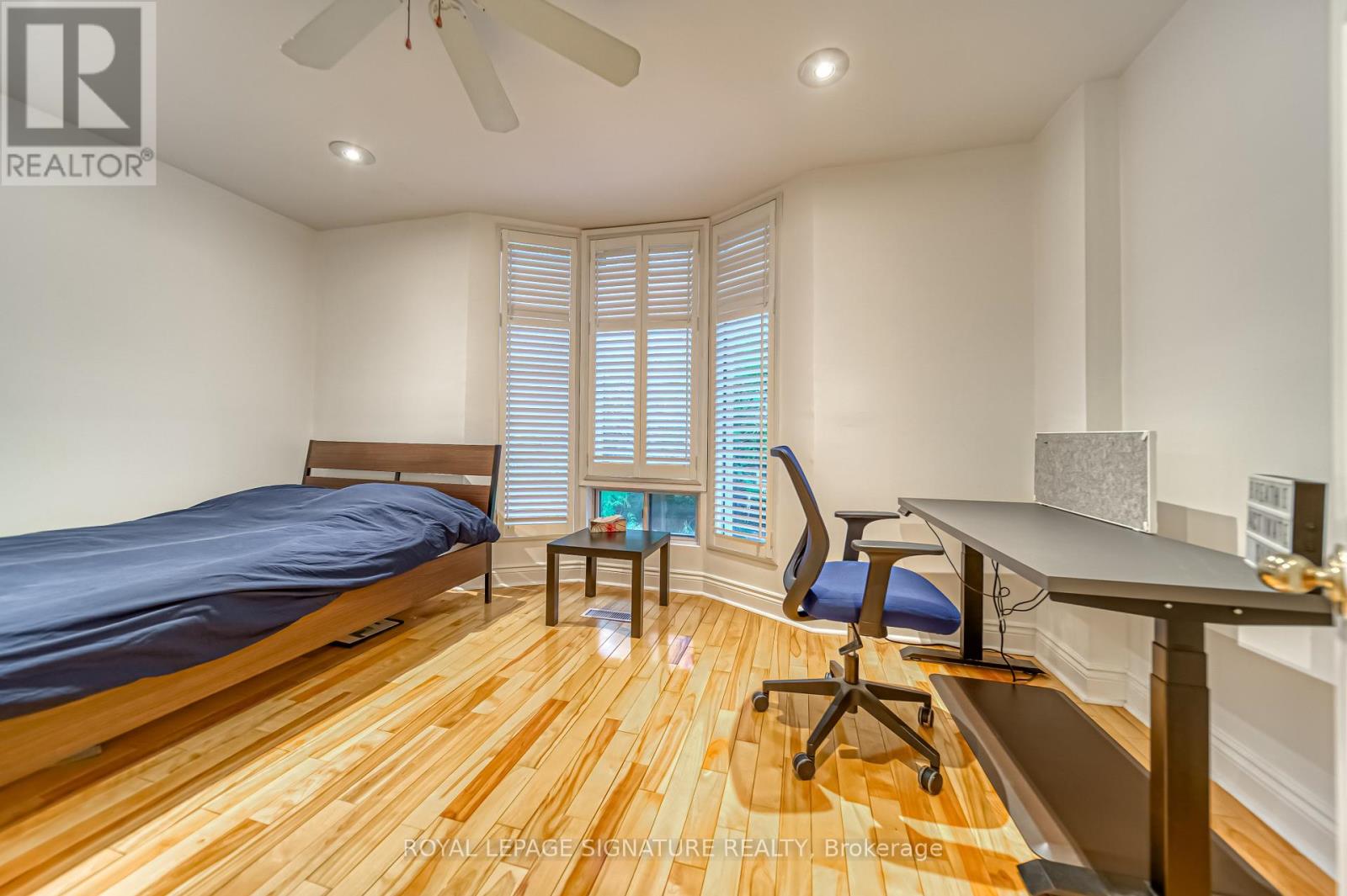 15 Galt Avenue, Toronto, Ontario  M4M 2Z2 - Photo 23 - E13173388