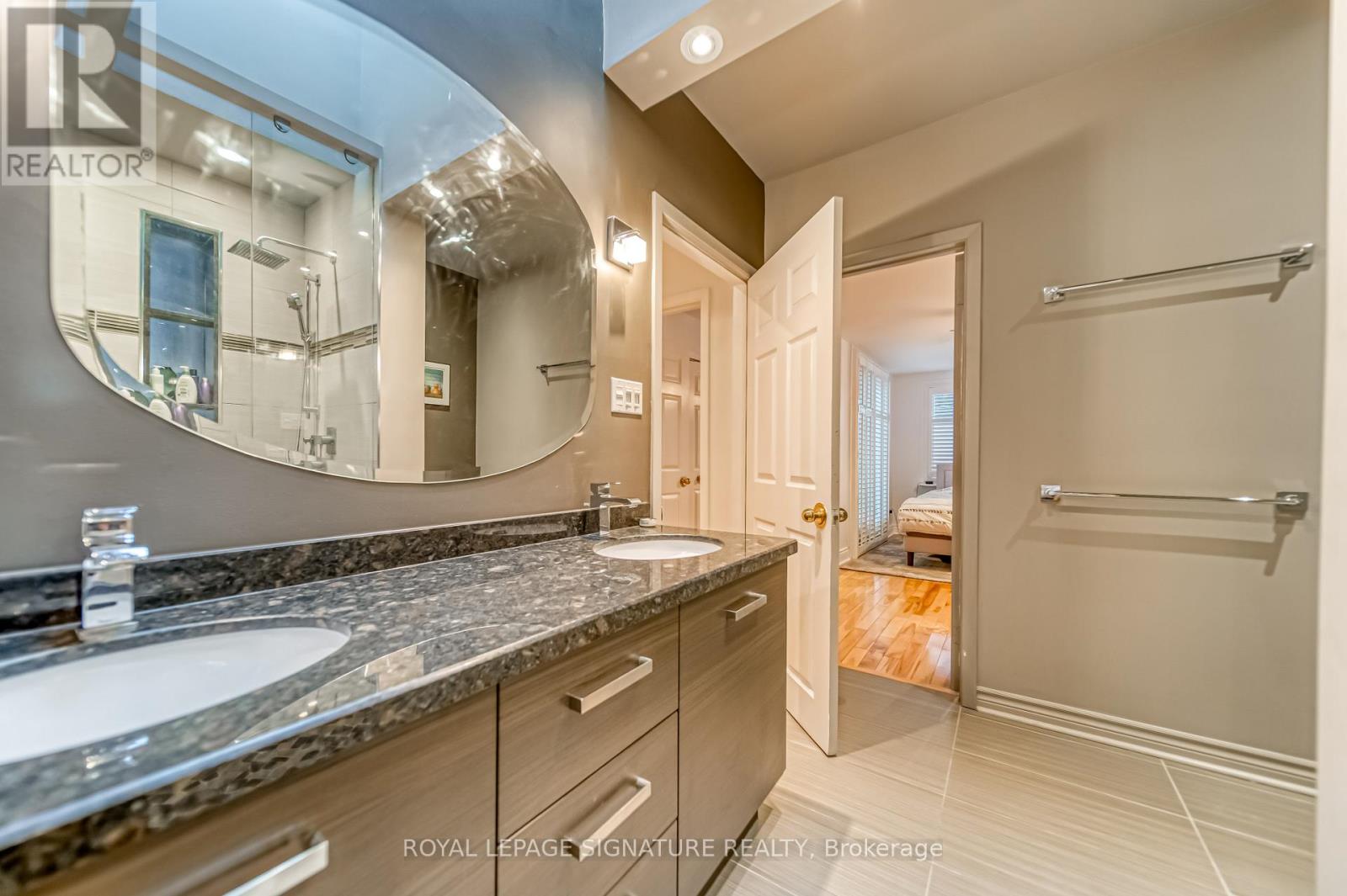 15 Galt Avenue, Toronto, Ontario  M4M 2Z2 - Photo 30 - E13173388