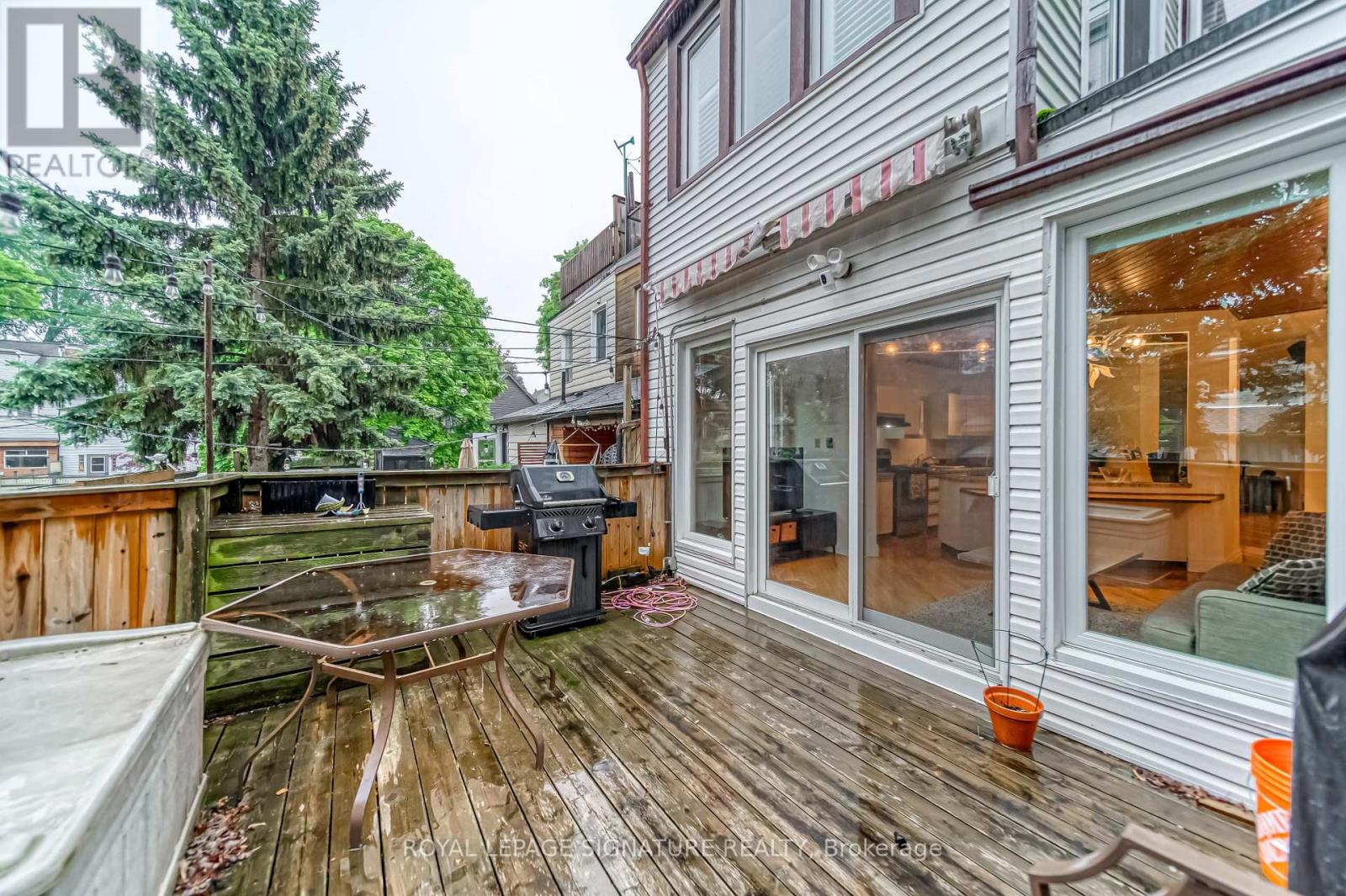 15 Galt Avenue, Toronto, Ontario  M4M 2Z2 - Photo 37 - E13173388