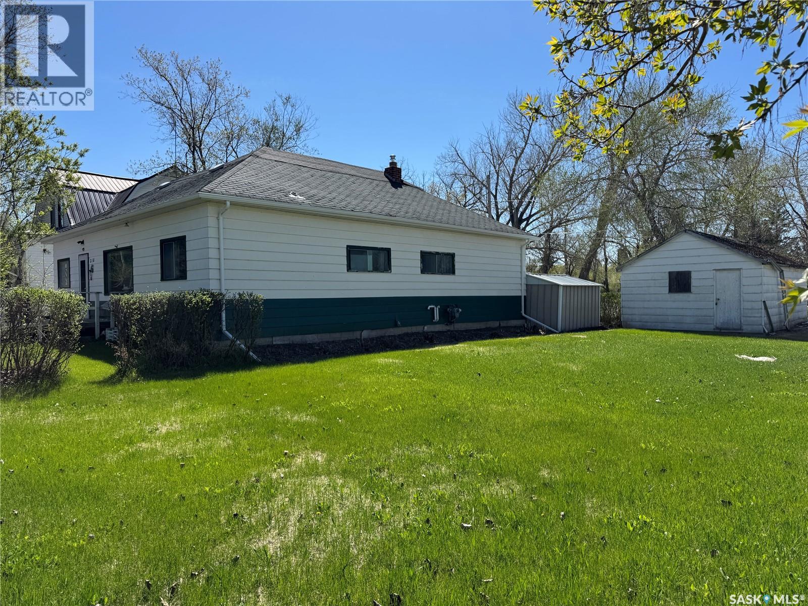 210 2nd Street W, Wynyard, Saskatchewan  S0A 4T0 - Photo 30 - SK037096