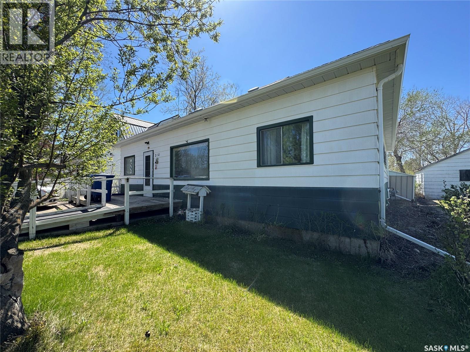 210 2nd Street W, Wynyard, Saskatchewan  S0A 4T0 - Photo 40 - SK037096