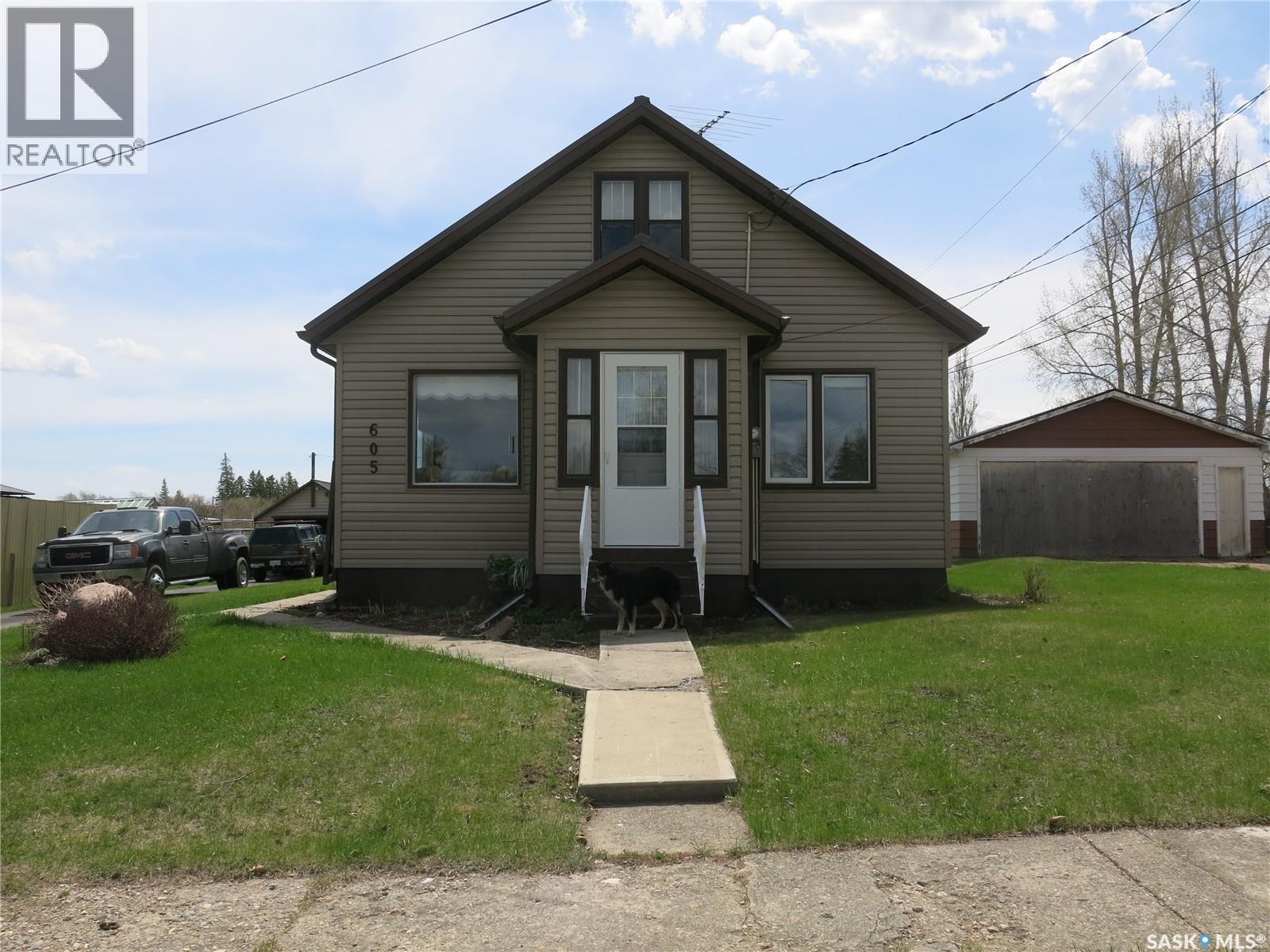 605 Ludwig Avenue, Neudorf, Saskatchewan  S0A 2T0 - Photo 2 - SK037016