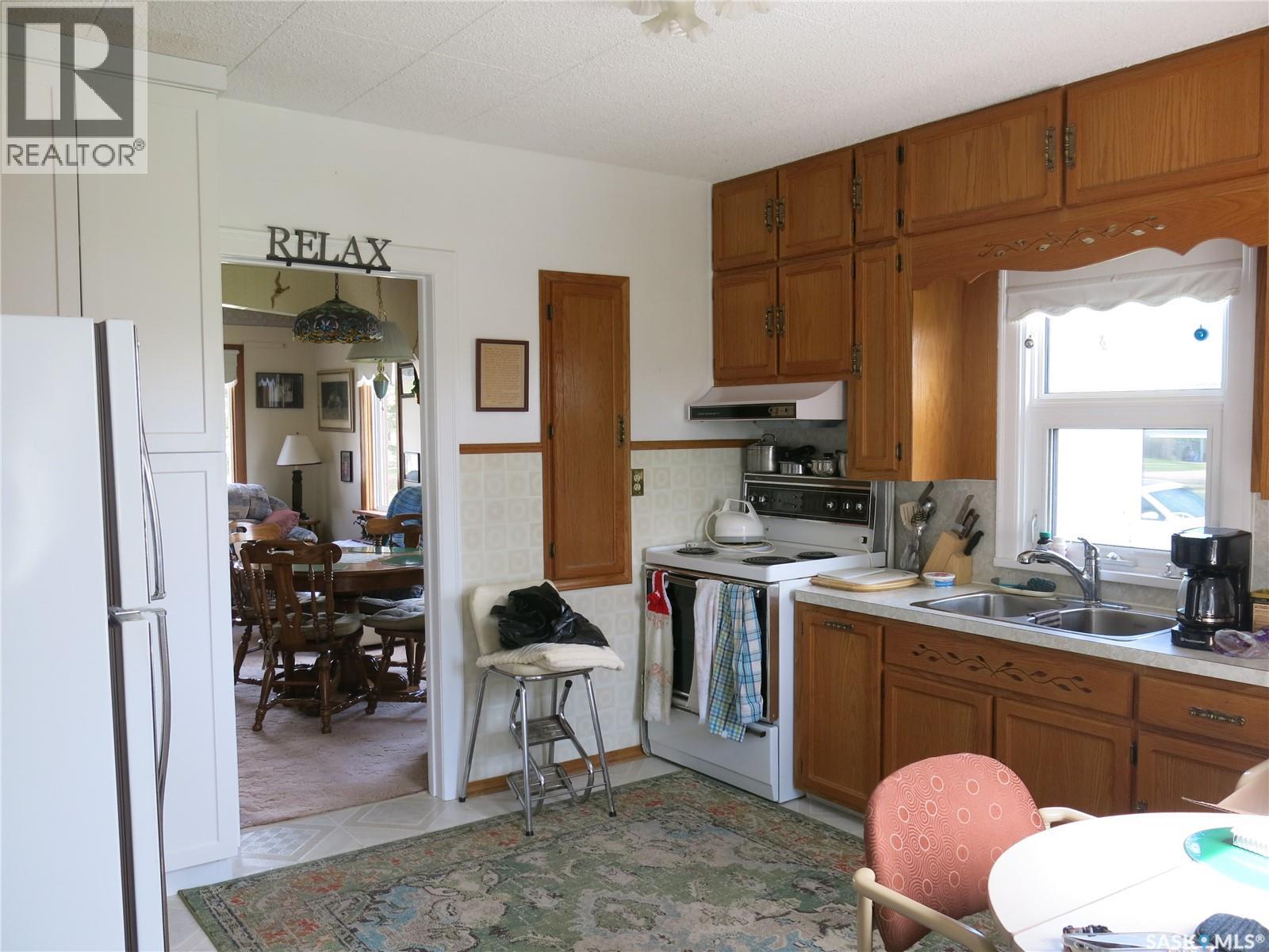 605 Ludwig Avenue, Neudorf, Saskatchewan  S0A 2T0 - Photo 3 - SK037016