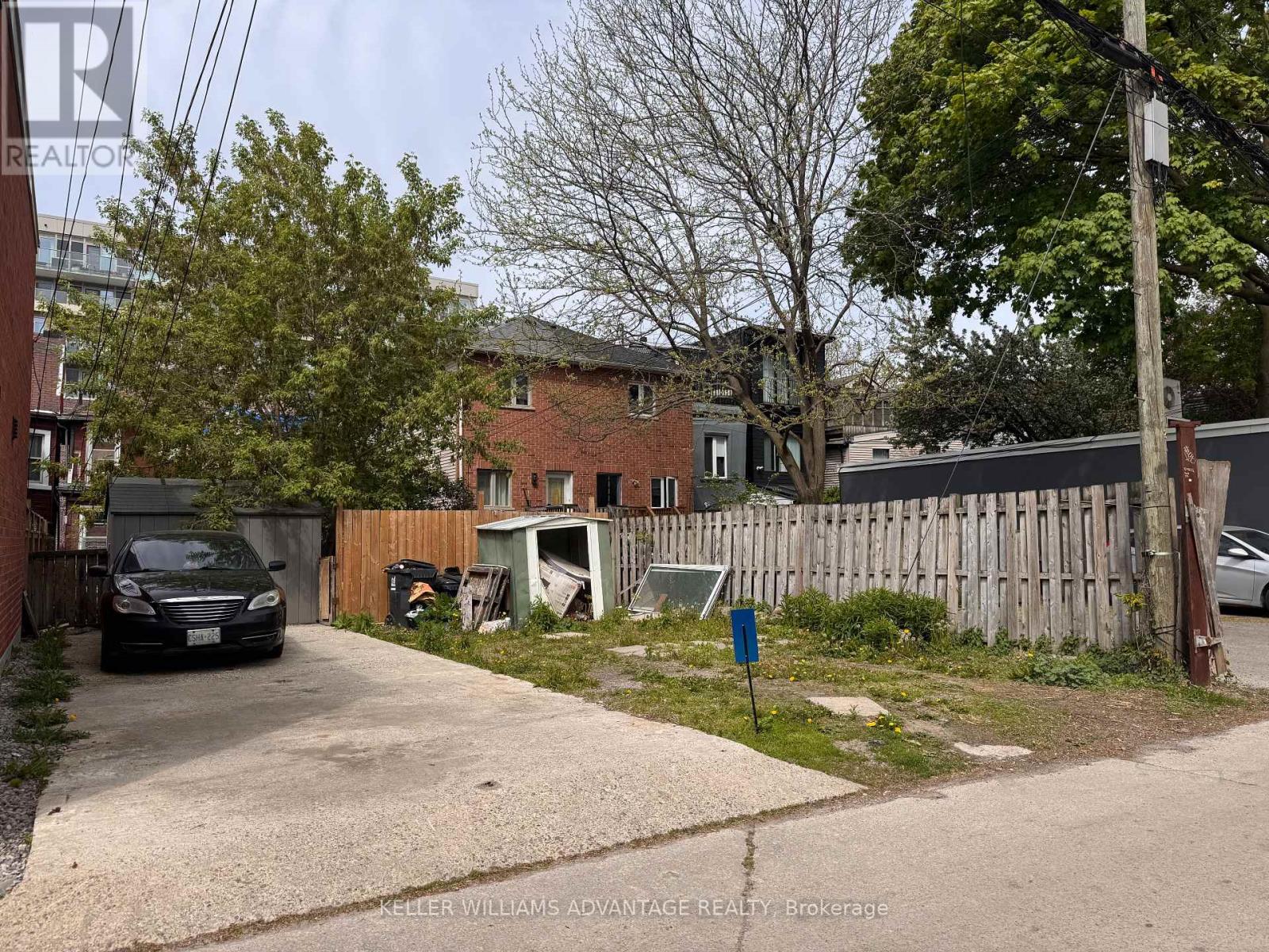 165 Logan Avenue, Toronto, Ontario  M4M 2N2 - Photo 13 - E13170886