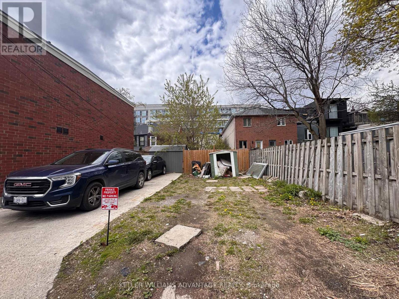 163 Logan Avenue, Toronto, Ontario  M4M 2N2 - Photo 10 - E13170796
