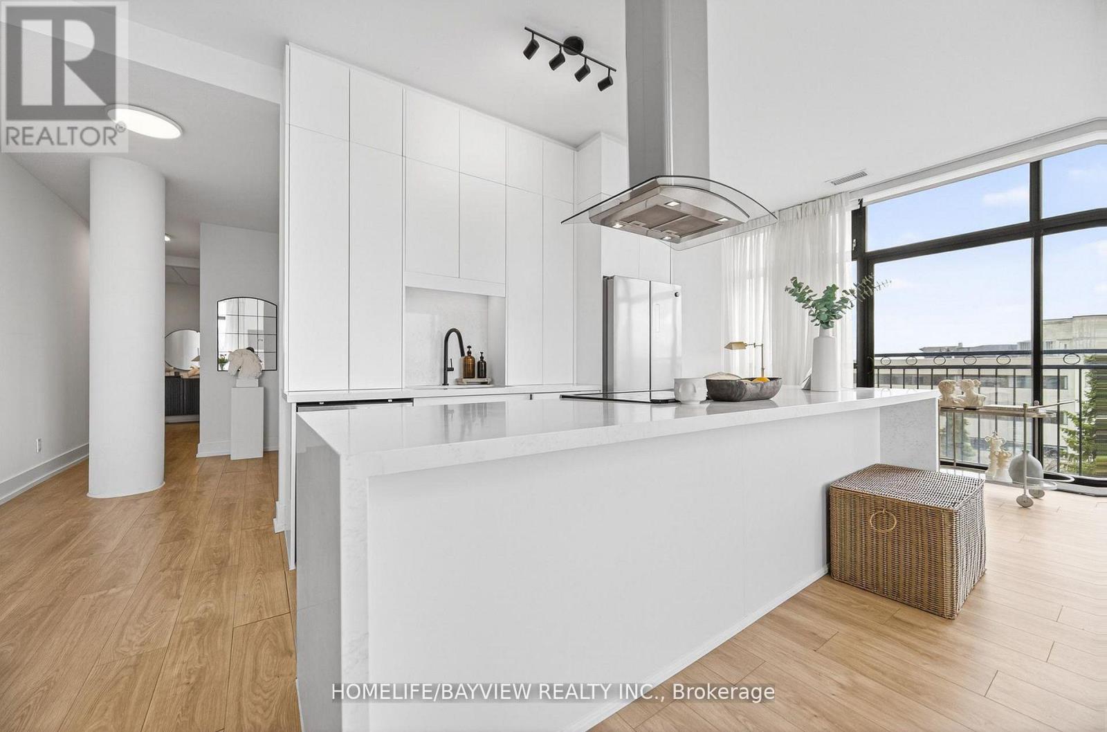 405 - 10376 YONGE STREET, Richmond Hill, Ontario