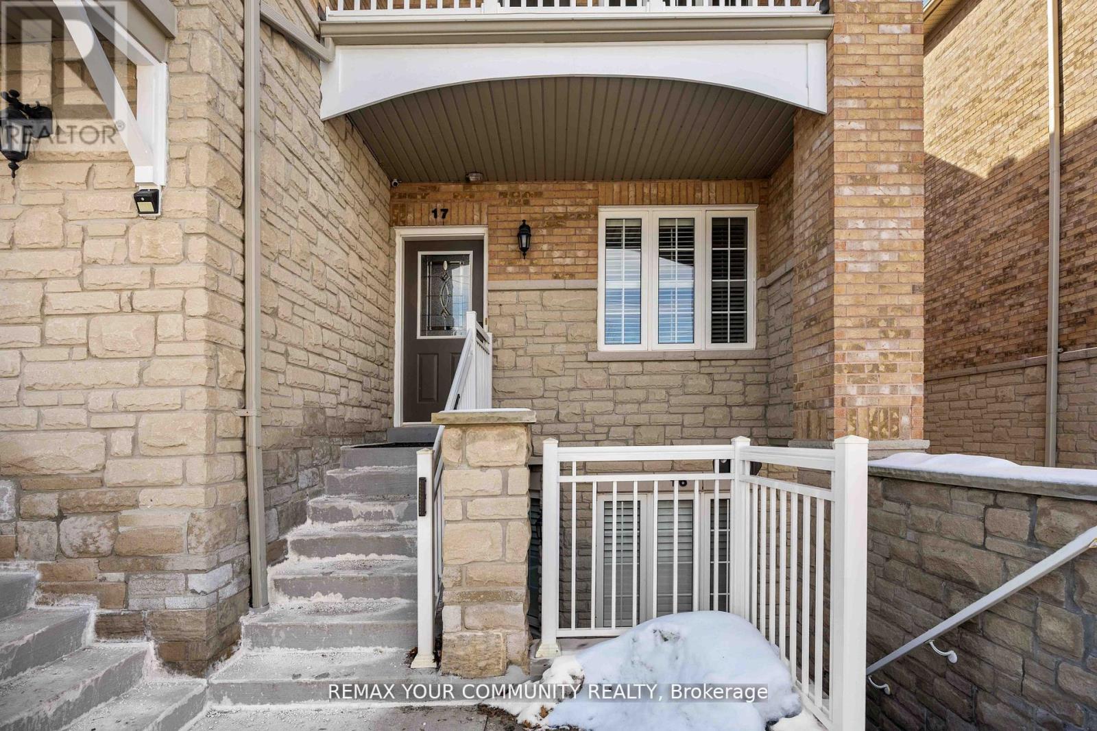 17 - 520 Silken Laumann Drive, Newmarket, Ontario  L3X 2S7 - Photo 3 - N13173392