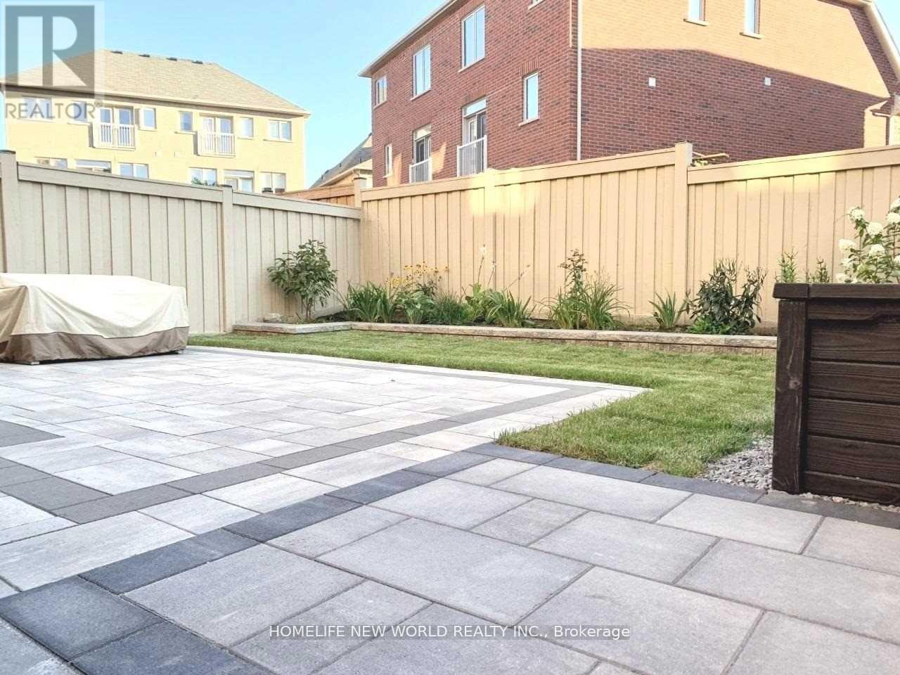 Main Floor - 10 Earl Goodyear Road, Markham, Ontario  L6C 0T6 - Photo 9 - N13173394