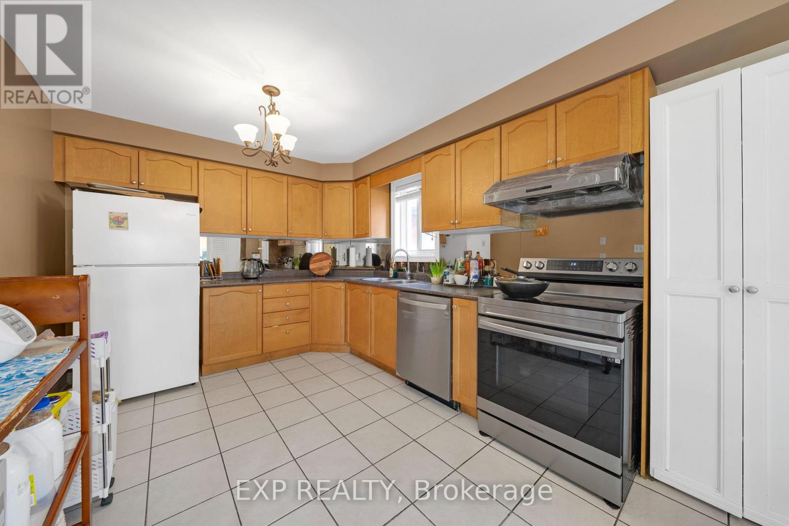 39 Monte Cristi Street, Vaughan, Ontario  L6A 3H8 - Photo 13 - N13173428