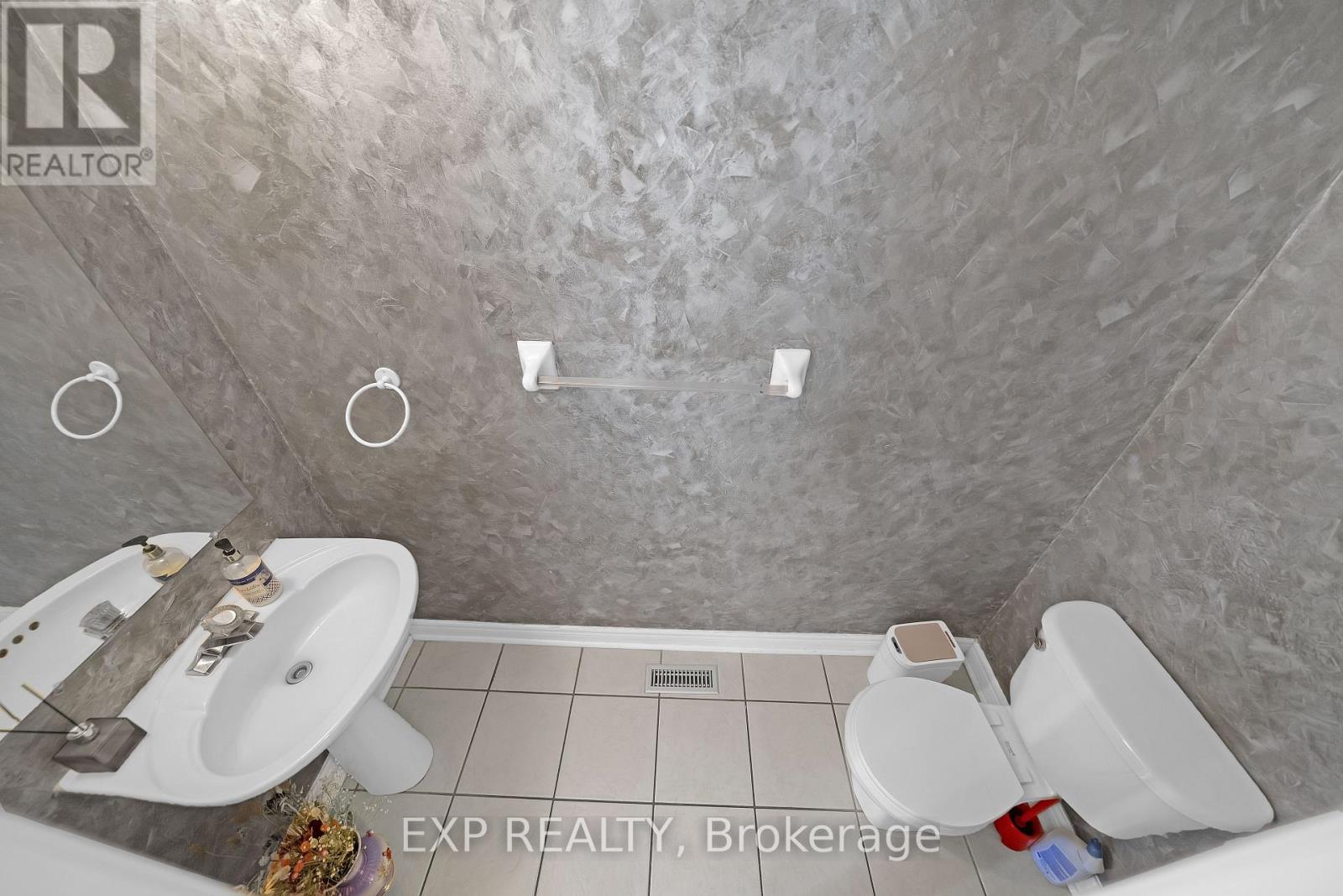 39 Monte Cristi Street, Vaughan, Ontario  L6A 3H8 - Photo 31 - N13173428