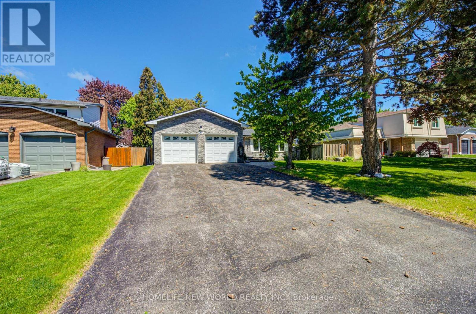 42 HAMILTON HALL DRIVE, Markham, Ontario