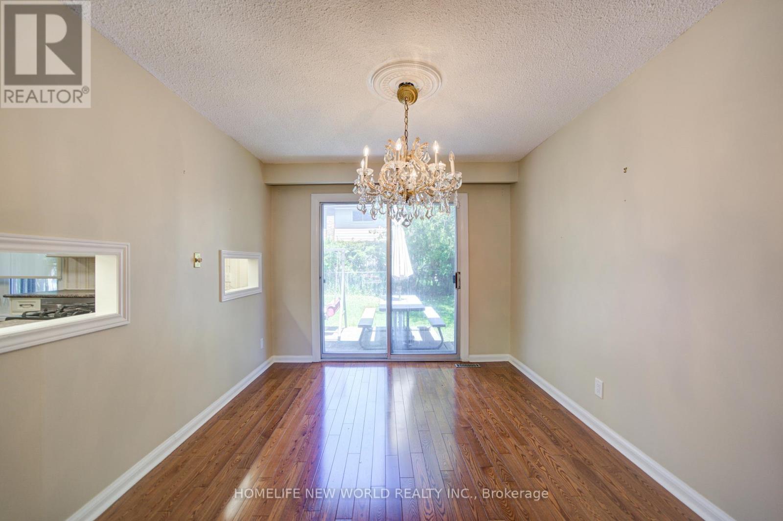 42 Hamilton Hall Drive, Markham, Ontario  L3P 3L6 - Photo 8 - N13173436